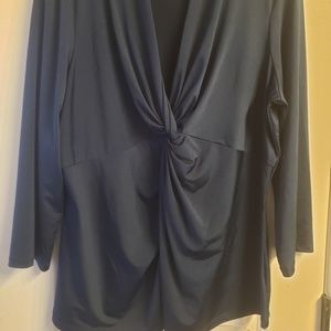 Women's knotted blouse